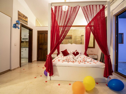  gece  -  Kasım
  | Kalkan İslamlar Balayı Villası: Taş ve Ahşabın Romantik Uyumu